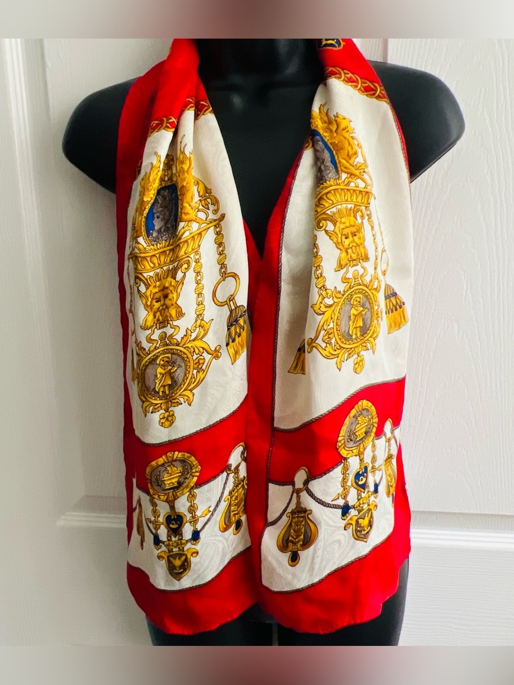 Red and White Baroque Medallion Scarf